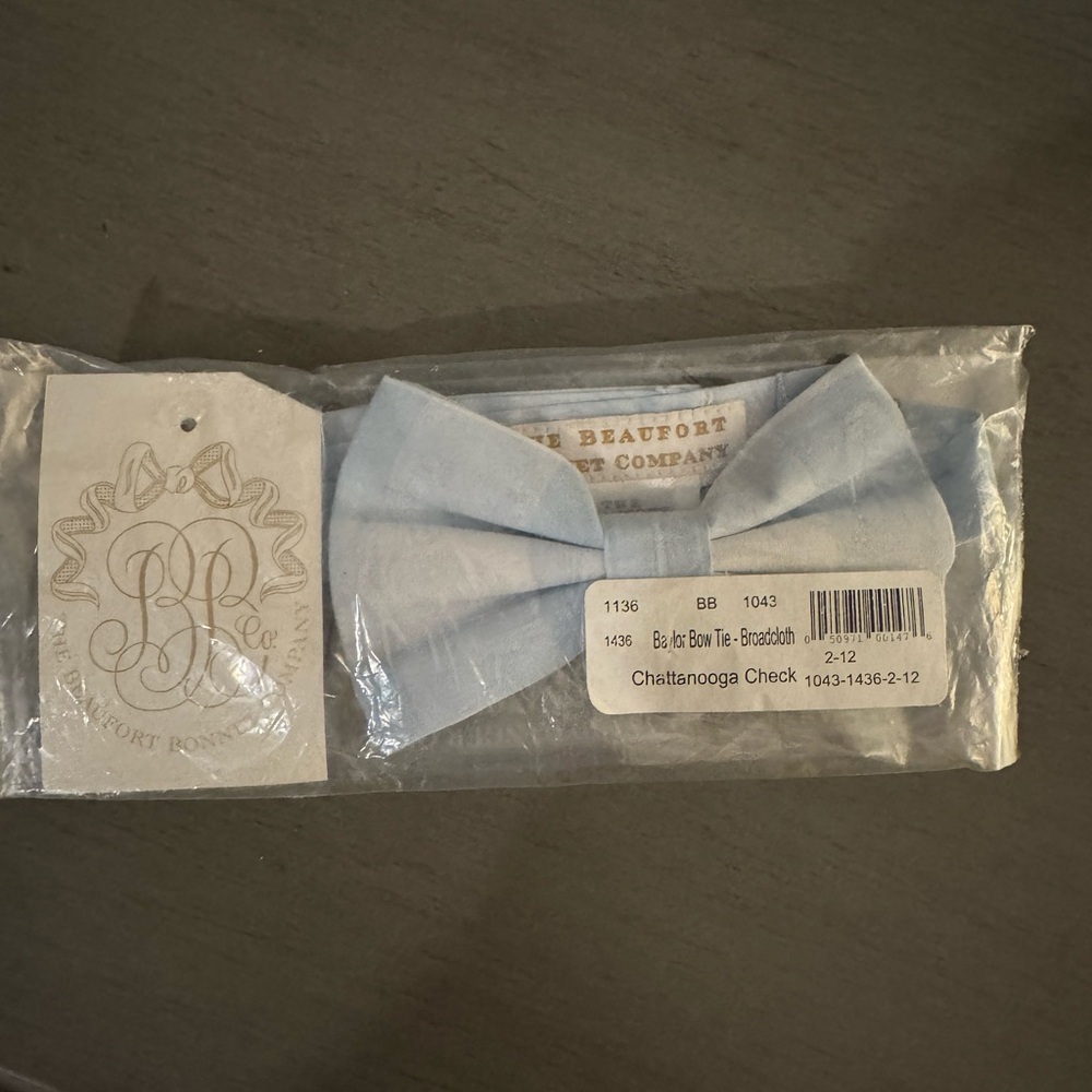 NWT TBBC Chattanooga check bow tie